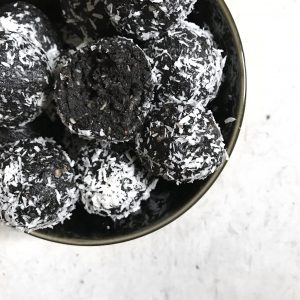 Black Sesame Coconut Bites